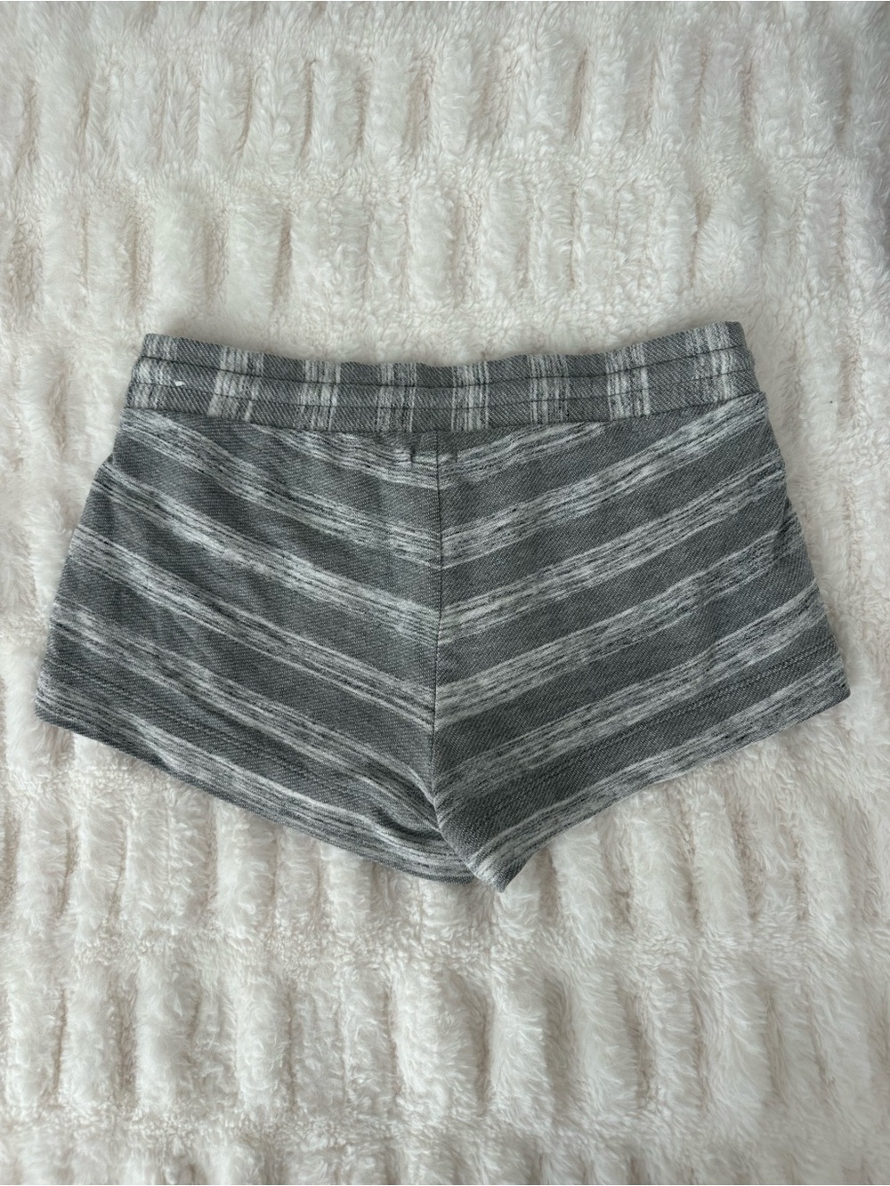 Aerie Gray Striped Women’s Lounge Shorts Size XS - Picture 3 of 3